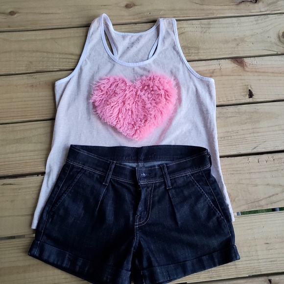 Zoe & Bella Tops - Zoe & Bella Pink Fuzzy Heart Sleepwear Top Large